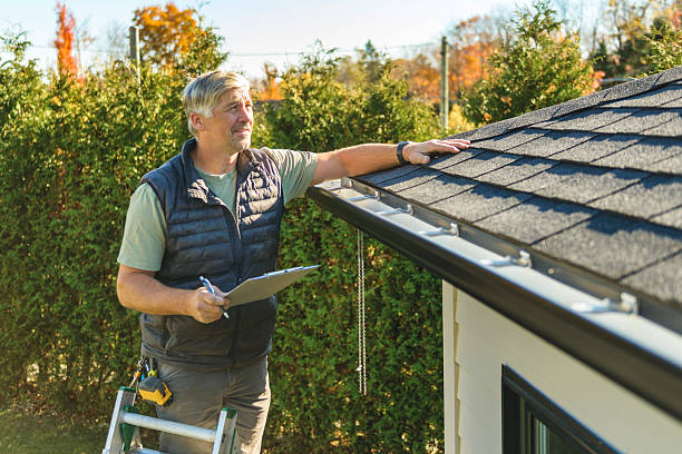 Professional Roof Repair technician working in Peoria, IL